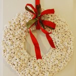 Stunning Popcornwreath Design with Red and Green Ribbon Decor in Small Shaped Design Ideas for Inspiration