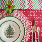 Wonderful Chevron Green Red Christmas Holiday Cotton Tablecloth Runner Design with Vintage Napkin Decoration Ideas