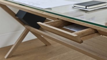 covet office desk design