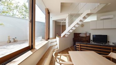 Comfortable House Minoh Fujiwaramuro Architects Design Interior with Minimalist Modern Furniture Decor