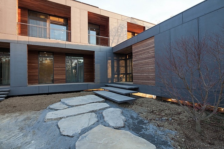 Cool Riverhouse Bwarchitects Design Exterior Used Contemporary Style and Glass Door Ideas Inspiration