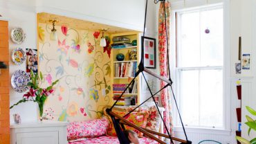 Eclectic Floral Print Wallpaper and Carpet in Cool Bedrooms for Teenagers Cozy Hammock Small Cabin Bed