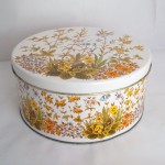 flowery cake tin