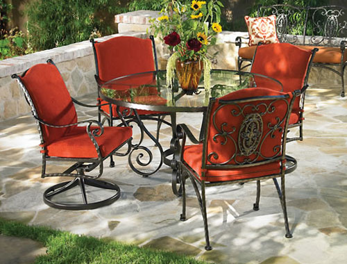 Outdoor Wrought Iron Furniture