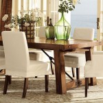 Comfy Chairs and Oak Table in Cozy Dining Area using Traditional Dining Room Design Ideas