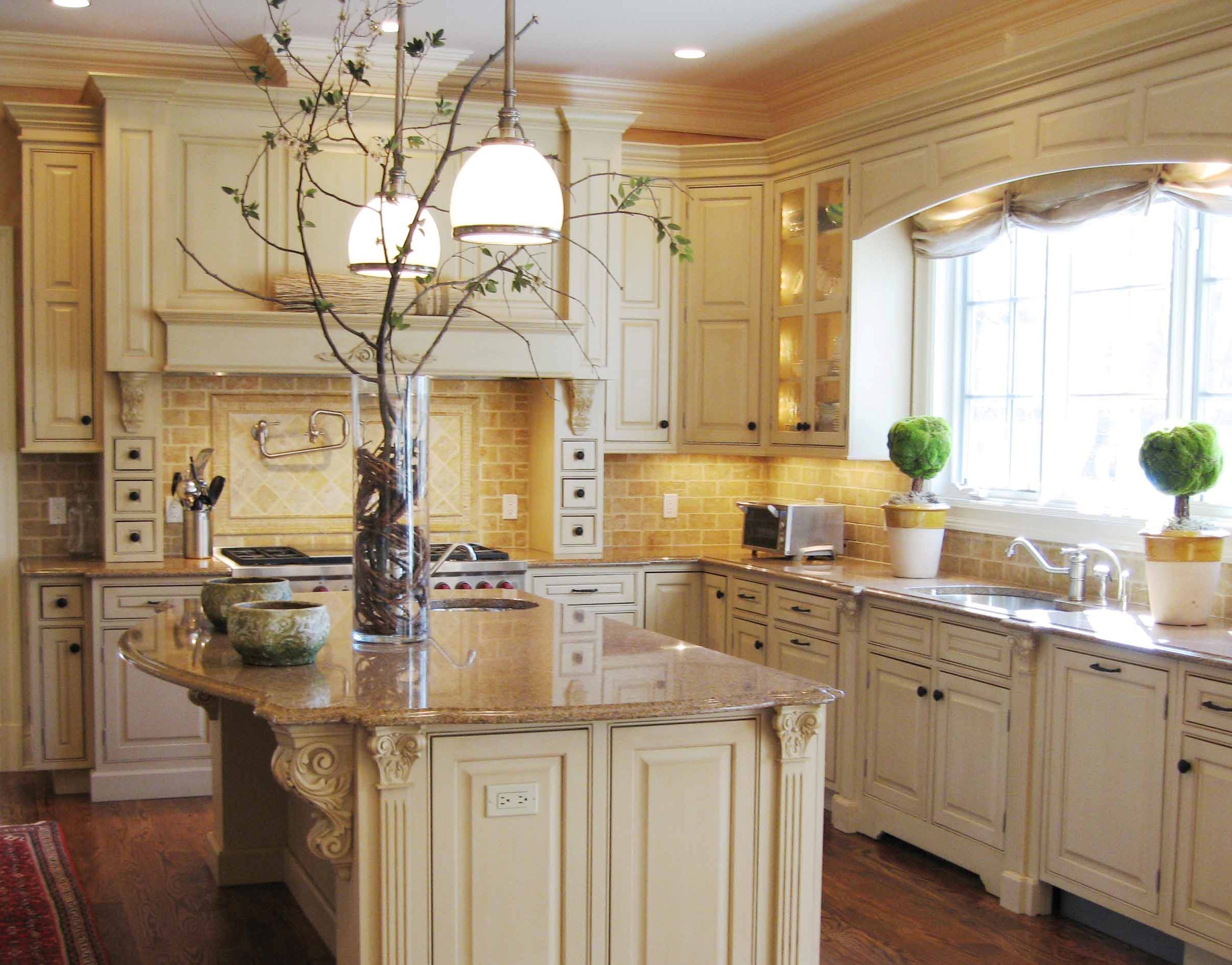 kitchen tuscan warm traditional cabinets cream alluring feel backsplash counter interior ideas4homes homes stile