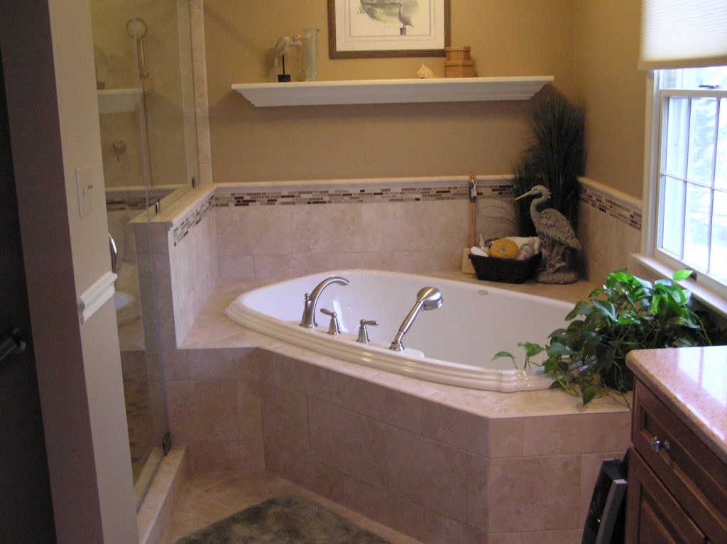 Ultimate Guide to Bathroom Corner Bath Ideas for Your ...