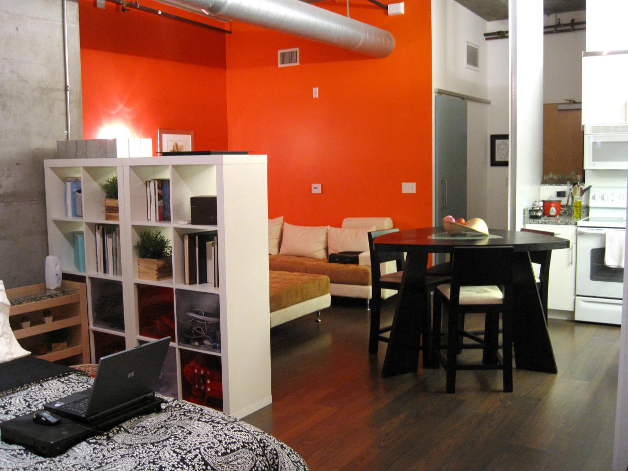 Creative Small Studio Apartment Ideas with Space-Saving ...