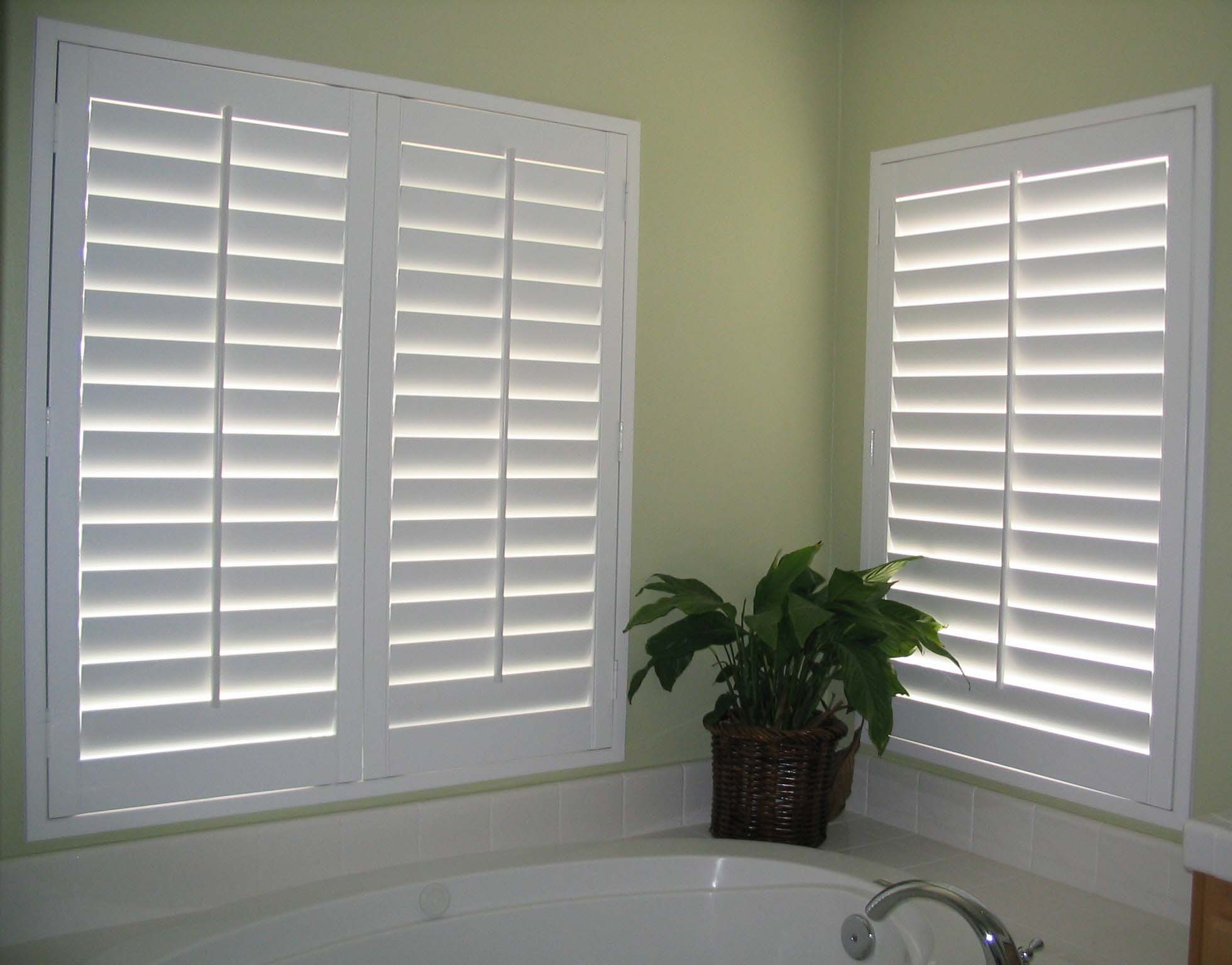 Beautiful Interior Window Shutters to Adorn Your Room