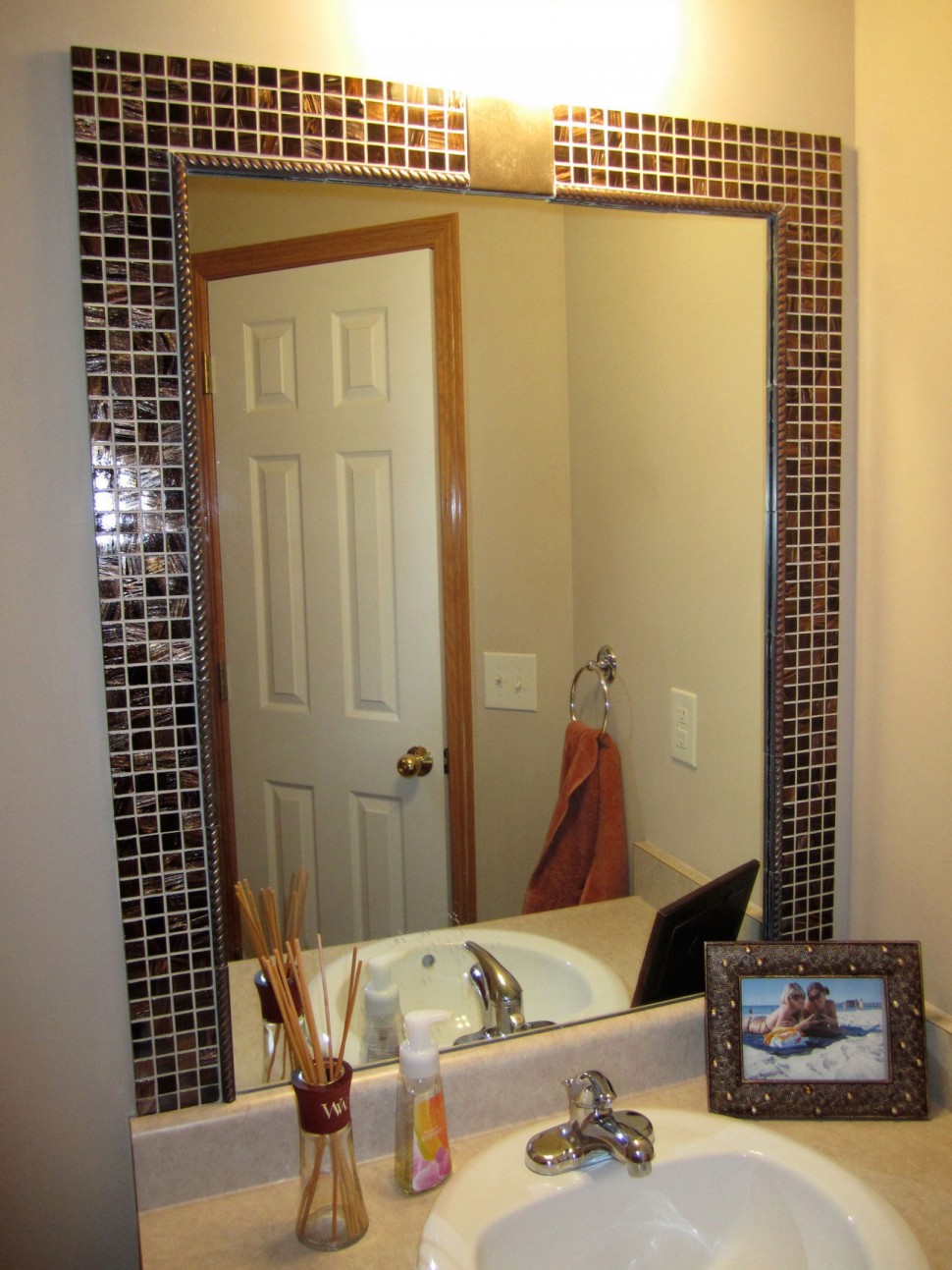 Minimalist Bathroom Mirrors Design Ideas to Create Sweet Splash Simply Ideas 4 Homes
