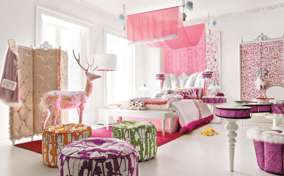 Beutifull Multicolored Furniture in Cool Painting Ideas with Pink Wallpaper and Cozy Bench