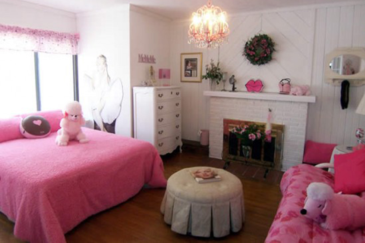 Chic Pink Bedroom Design Ideas for Fashionable Girl ...