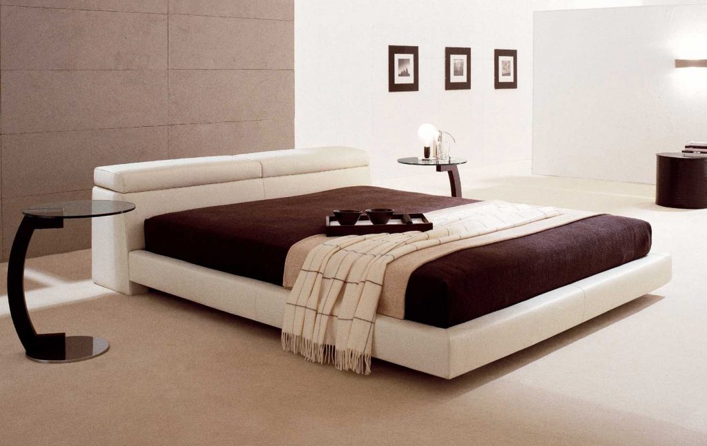 Suburb bedding in sleek style covered with fine duvets set in contemporray room