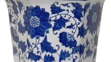 Chinese Antique Porcelain Planter