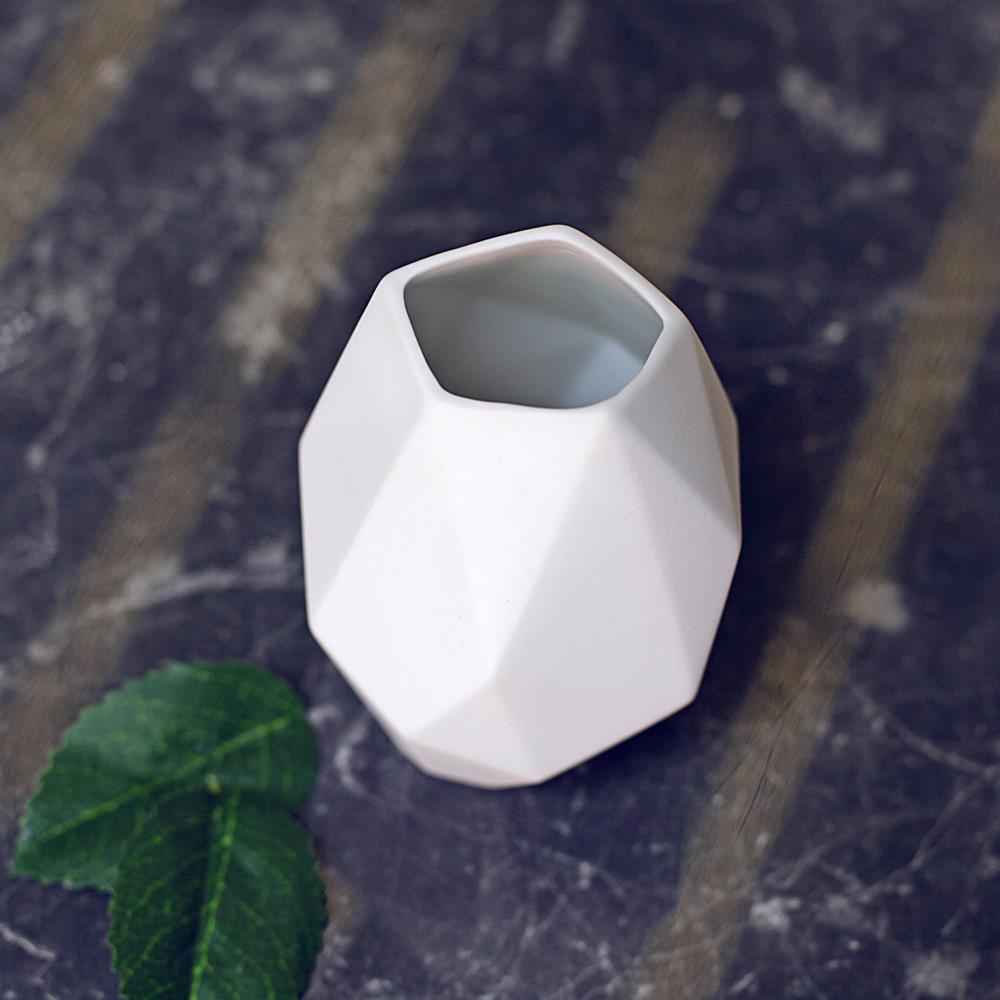 DIY Handmade-White-Porcelain Flower Holder