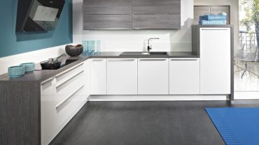 lacquer-kitchen-floor-finish