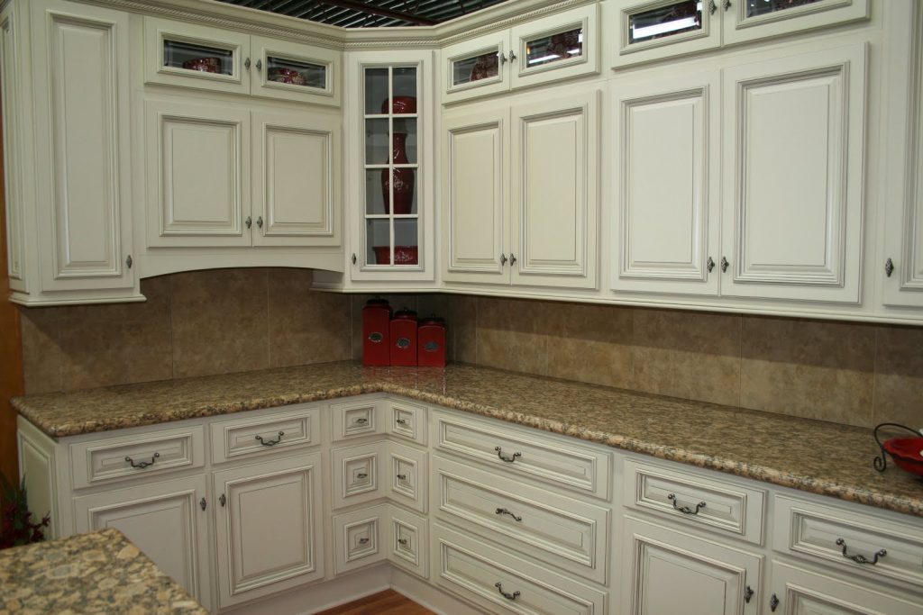 white custom kitchen cabinets
