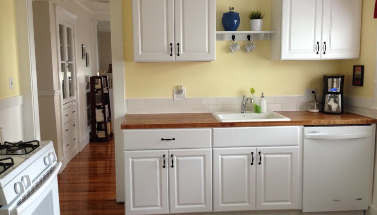 white stock cabinets